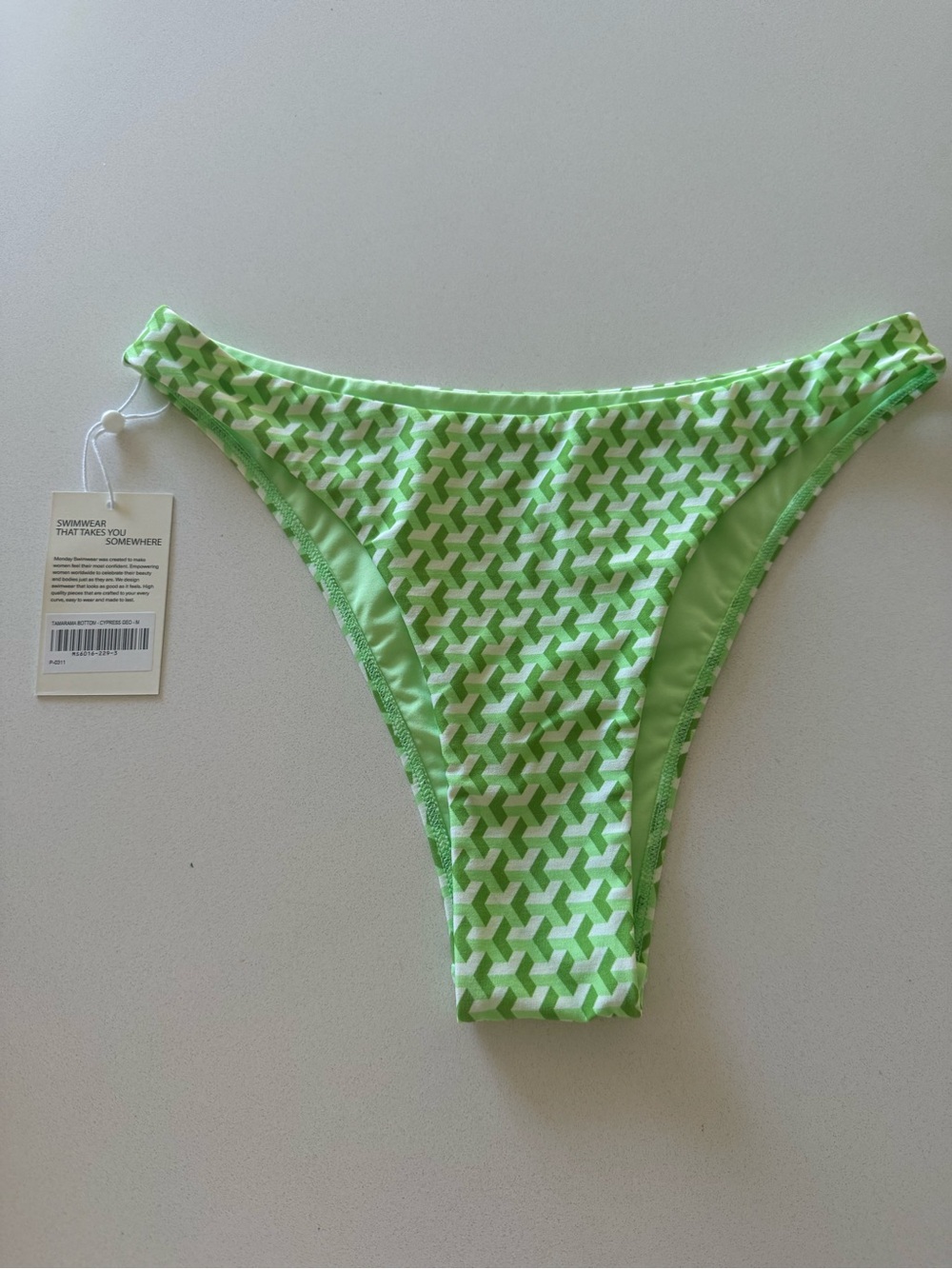 Monday Swimwear Green Geo Bikini Set with Sarong - Picture 5 of 6